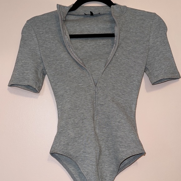 Zip front body suit - Picture 2 of 6
